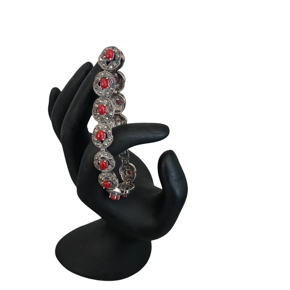 Sterling Silver Middle Eastern style and Carnelian stone clasp down bracelet.